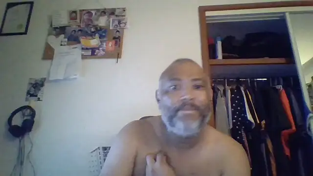 CrackedPanda5 webcam