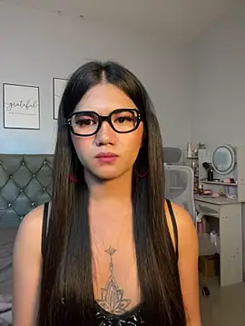 JassmineLove webcam