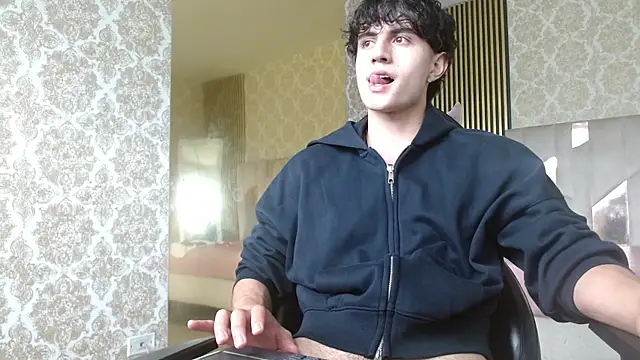 Kyler_tay webcam