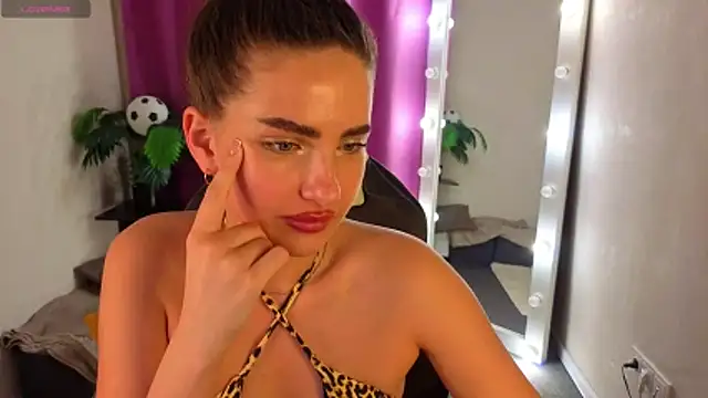 Bella__Kallen webcam