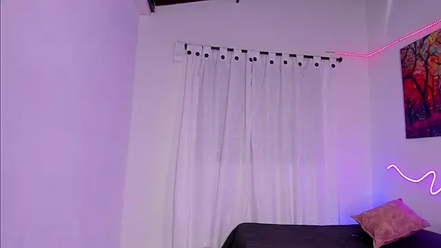 sara_ander9107 webcam