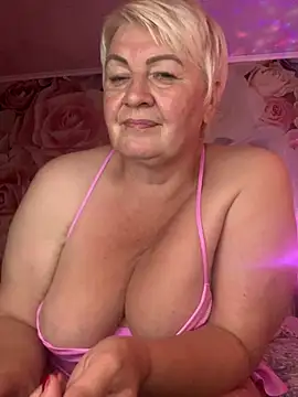 Laura_Millf webcam