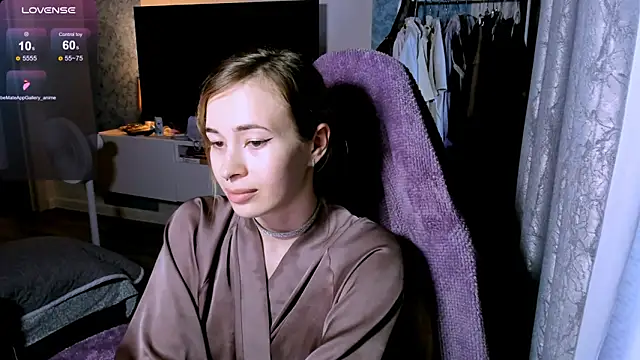 zoyamill - ZoyaMill's free webcam - UK Sex Cams
