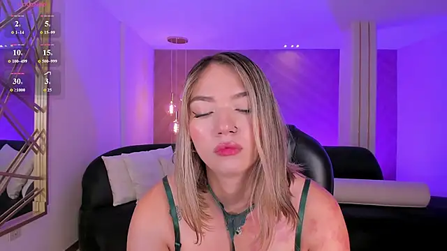 HaleyGreen1 webcam