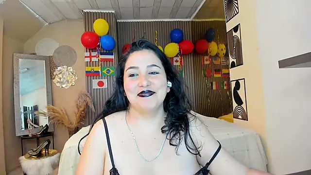 BBWLuxuryMuse webcam