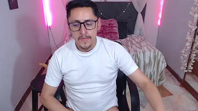 Alexx_levi webcam
