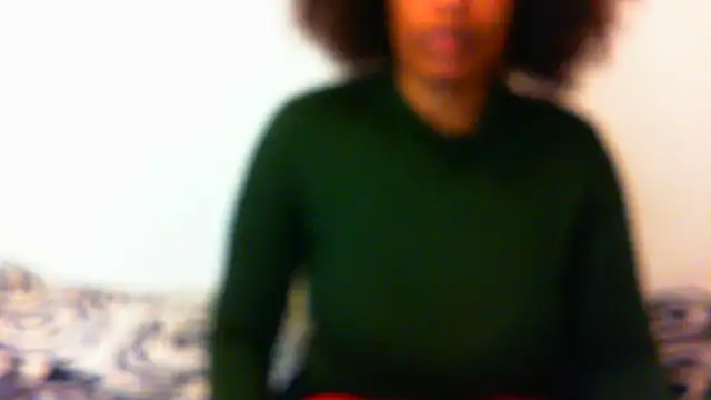NAUGHTIECURVY webcam