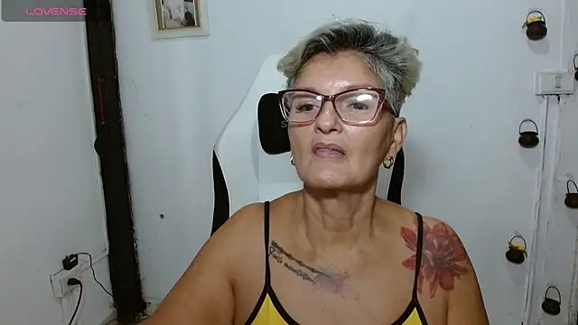 bety-cum2 webcam