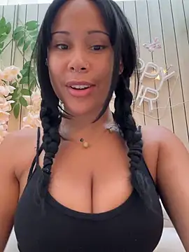 HaileyDiana webcam