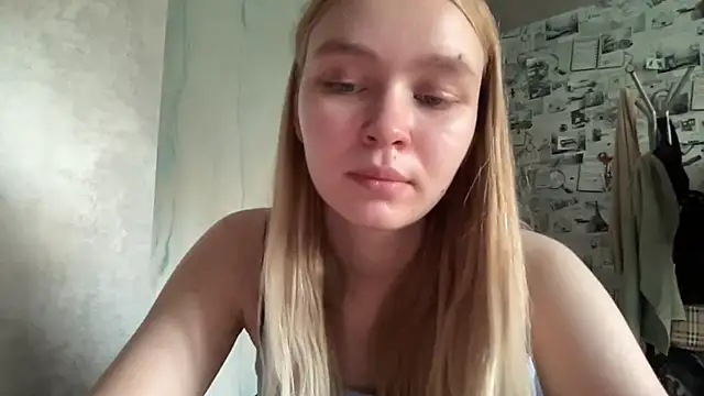 Leifuture live cam on StripChat