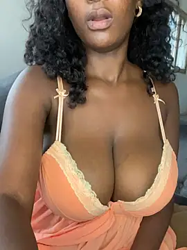 Belice23 live cam on StripChat