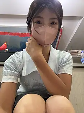 amateur pornstar GouGou-111