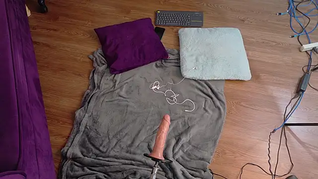 emma_sexxy's live room