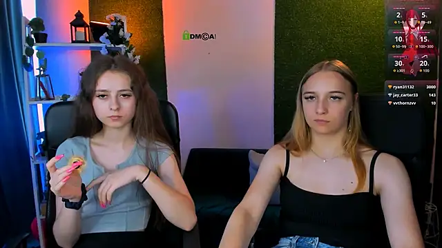 rebecca_smile webcam