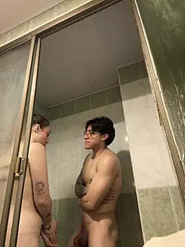 Valery_Salmons webcam