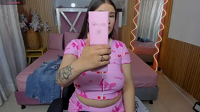 Krysstal_tay1 webcam