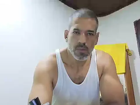 jackbigcock11 webcam