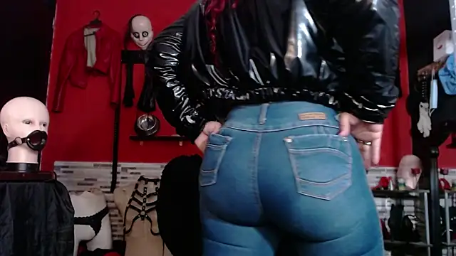 Miss_Mirandaa webcam
