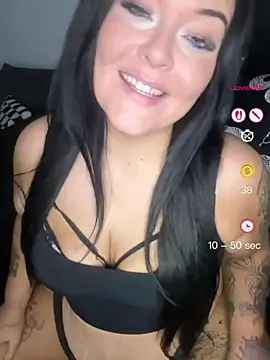 Miss_CurvesXXX webcam