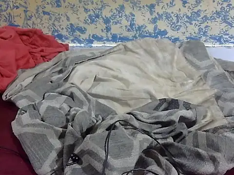 Latinian_cock webcam
