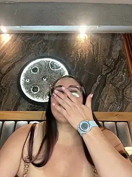 BellaPeers_ webcam