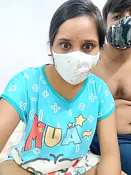 Your___Riya webcam