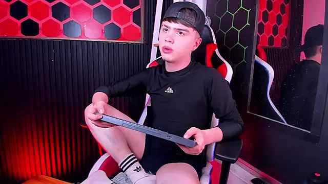 Ian_Stone_ webcam