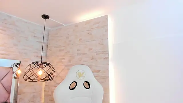 alicce_monrroy webcam