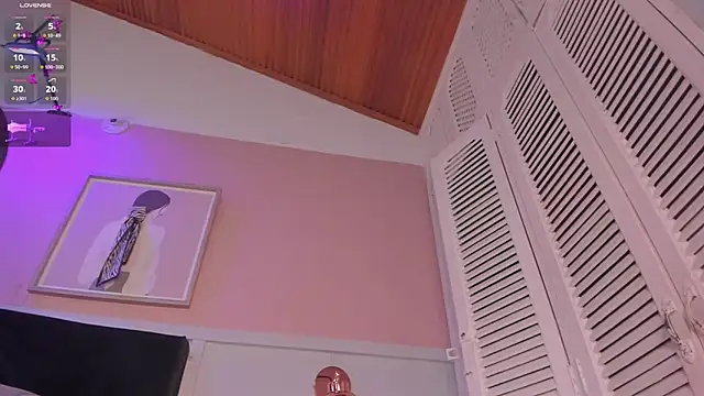 elodie_walker webcam
