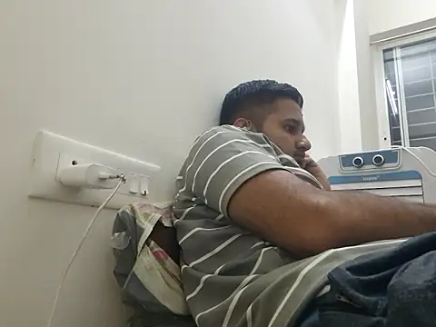 young-hairy-jon webcam