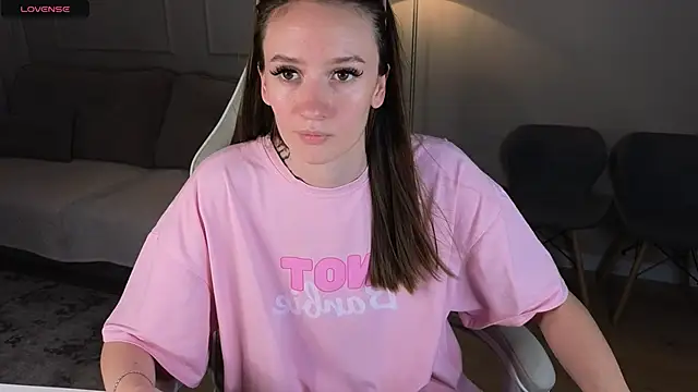 cutienaughtygirl webcam