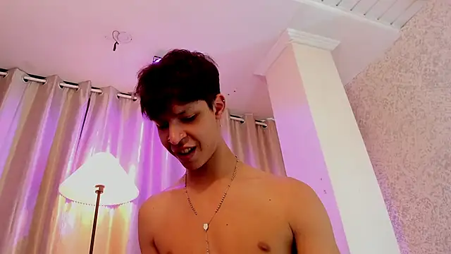 Ethan_qop webcam