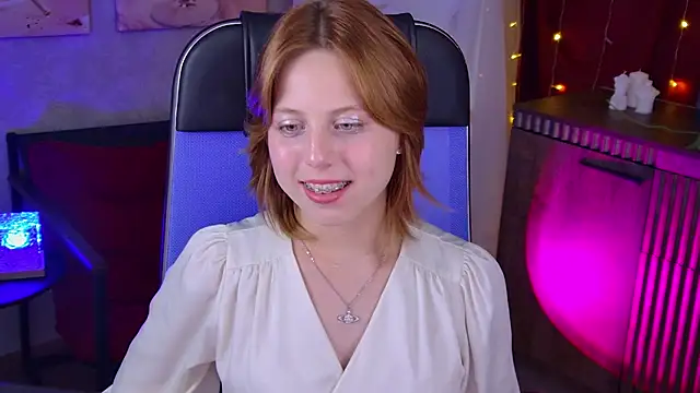 VivienneHebert webcam