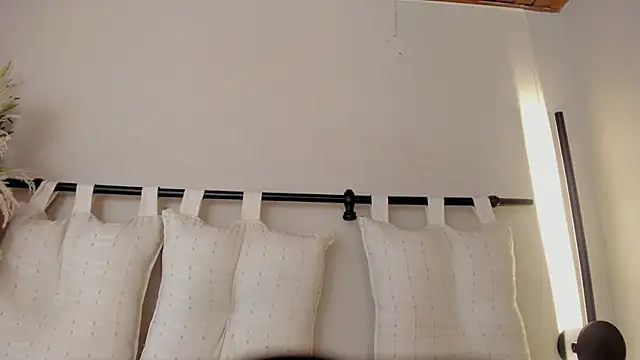 _zoe_3 webcam