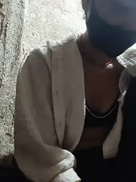 kashish_love-143's live room