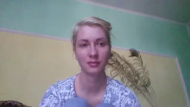 Amber_and_Blond webcam