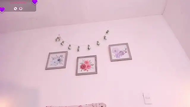 mely_rosse_ webcam