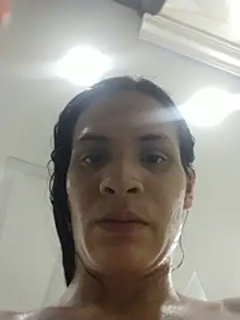 Juliette_Doll_ live sex cam