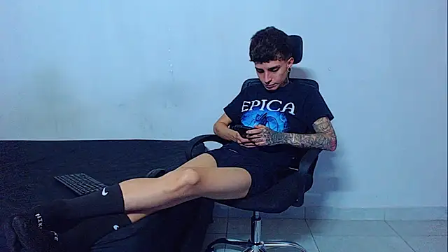 mikecoper_23 webcam