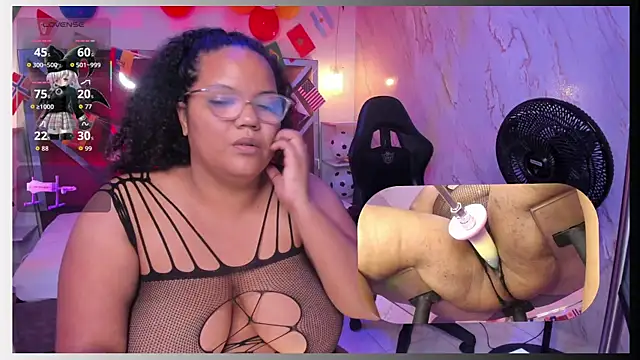 MhiaRey webcam