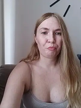 KisaVixen webcam