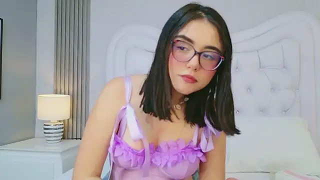 ScarlettPetrova webcam