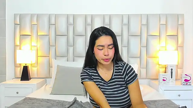 paola_katy_dicks webcam