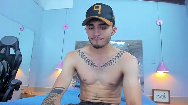James-06 webcam