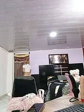 aria_rouss webcam