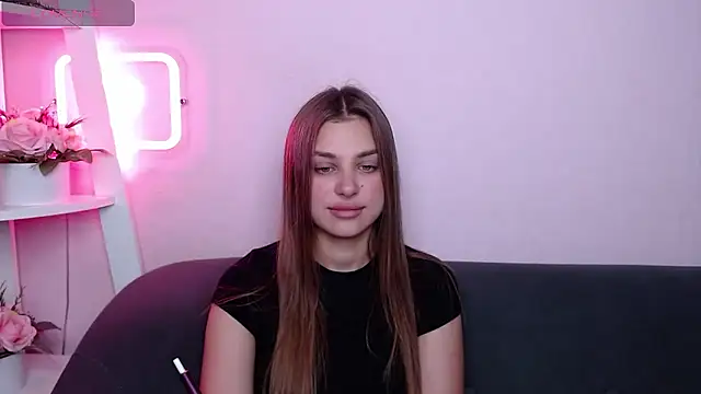 MilanaAngelAs webcam