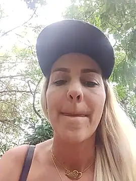 Monita_Med webcam