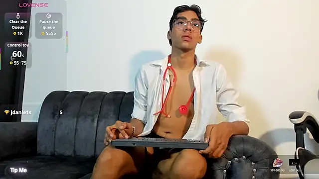 Eros_Lux webcam