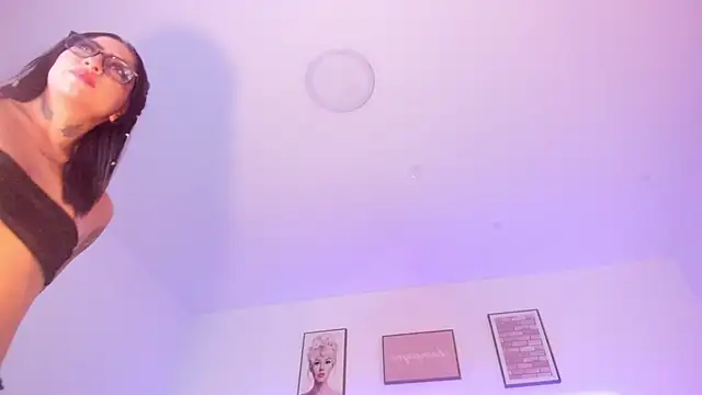 Pixie_luna webcam
