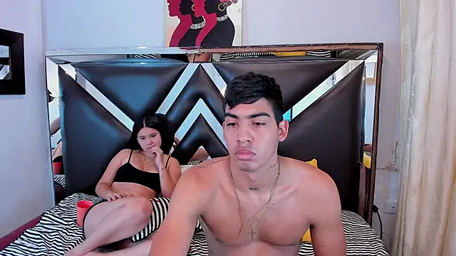 Milo_and_Mily webcam